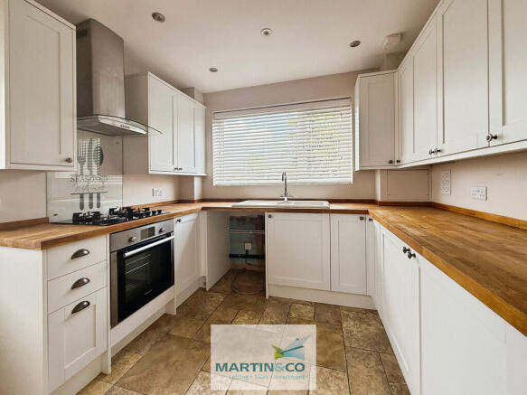 3 bed Semi-Detached for sale Image 2