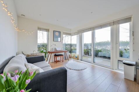 Hampton Apartments, Woolwich Riverside, London, SE18