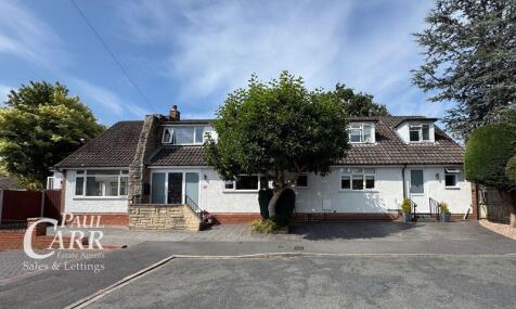 Le More, Four Oaks, Sutton Coldfield, B74 2XY