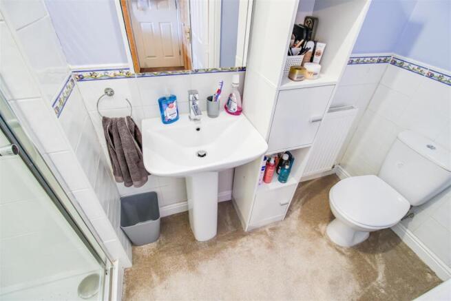 4 bed Terraced for sale Image 12