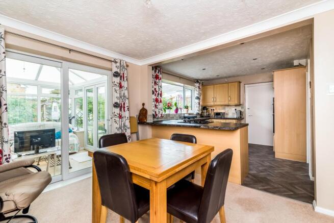 Kitchen/breakfast ro