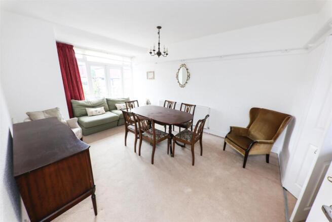 3 bed Semi-Detached for sale Image 10
