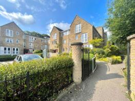 30, Sykes Court, St Stephen's Fold, Lindley, Huddersfield HD3 3SD