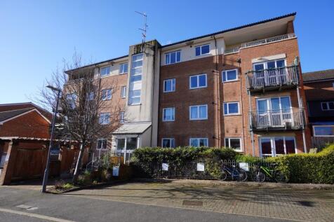 Windrush Drive, High Wycombe, HP13