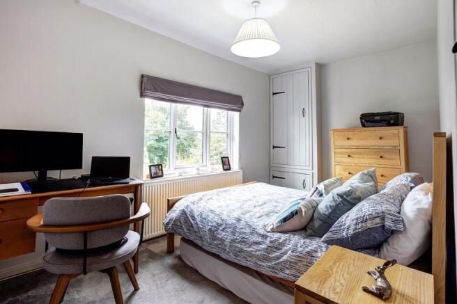 BEDROOM 4