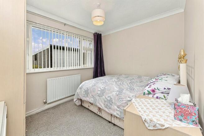 2 bed Semi-Detached Bungalow for sale Image 9