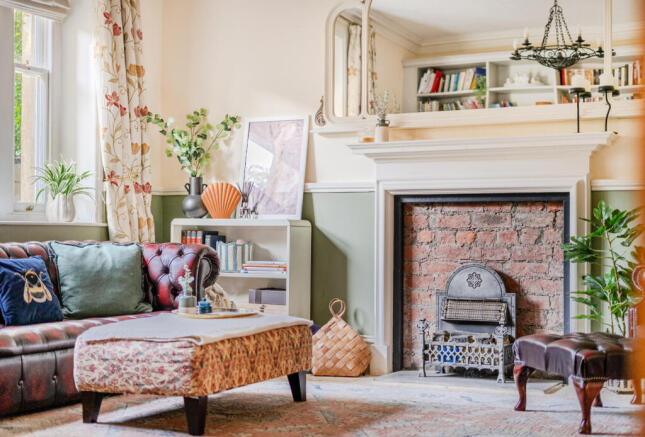 1359132-9-68d6607...