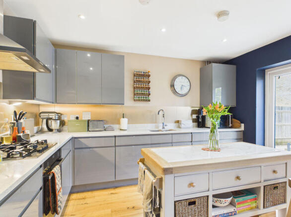 Kitchen diner