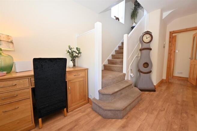 3 bed Semi-Detached for sale Image 5