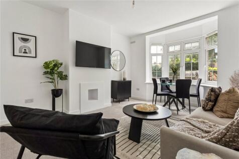 Garratt Lane, London, SW17