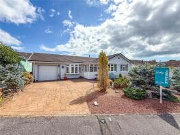 6, Blyth Close, Christchurch BH23 2TE