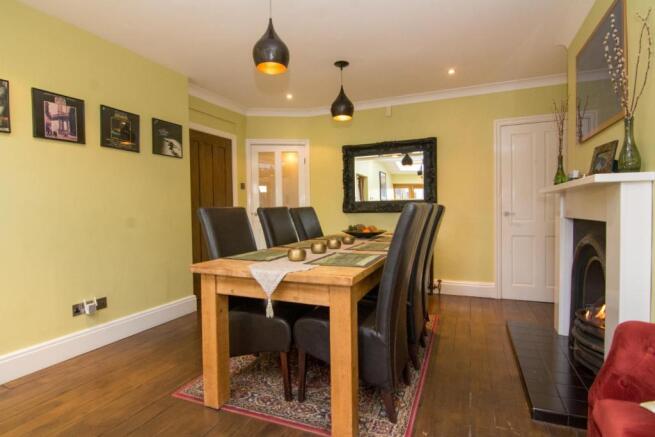 DINING KITCHEN