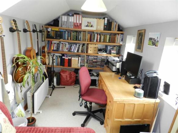 Photo 8