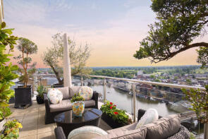 Flat 118, 17 Admiralty Building, Henry Macaulay Avenue, Kingston Upon Thames KT2 5FG