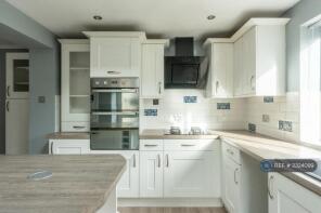 29a, The Square, Knowle, Bristol BS4 2SR