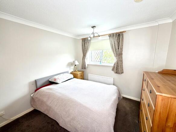 4 bed Detached for sale Image 12