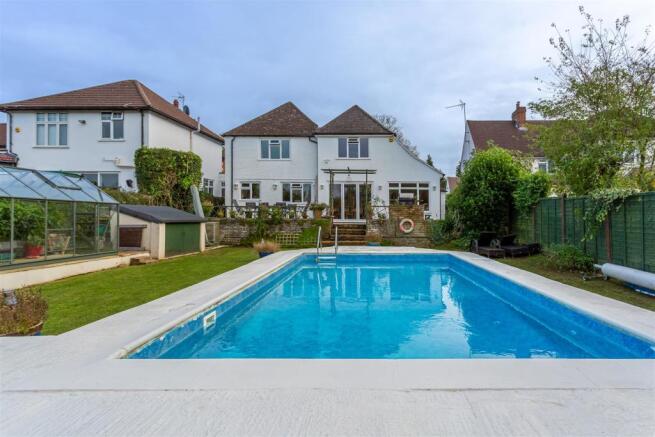 house-nork-way-banstead-107.jpg