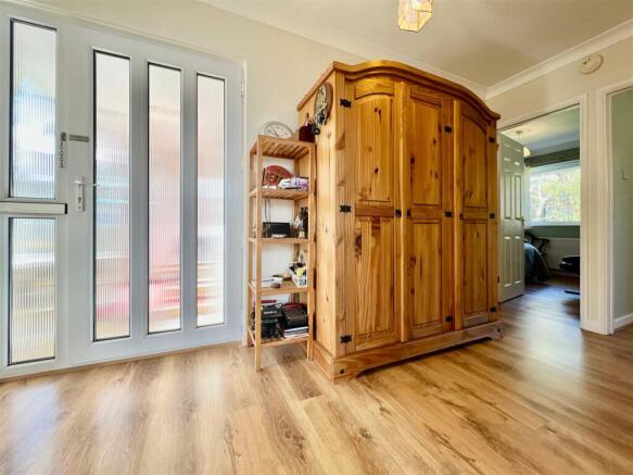 9 Chestnut Drive 12.JPG