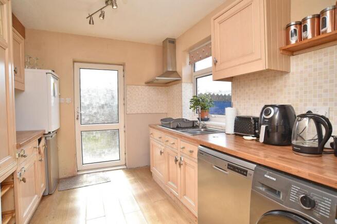 3 bed Semi-Detached for sale Image 5
