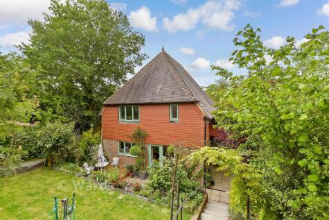 Ingleden Park Road, Tenterden, Kent