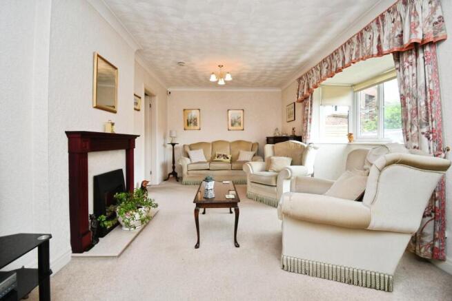 3 bed Detached Bungalow for sale Image 9