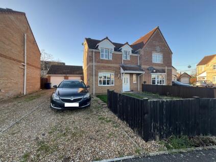 Hunters Close, Chatteris, Cambs., PE16 6BD