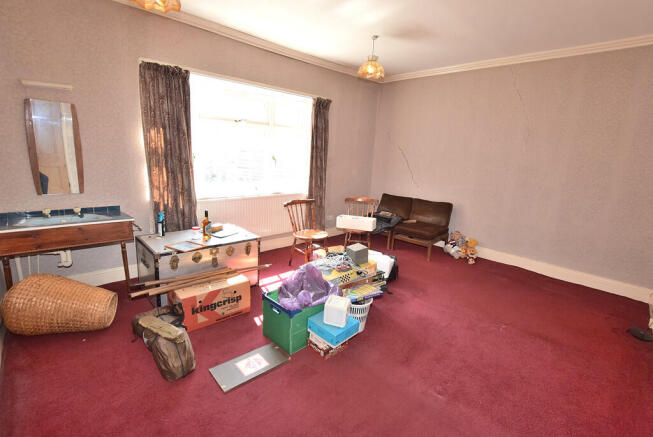 5 bed Terraced for sale Image 9