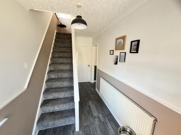 3 bed Semi-Detached for sale Image 5