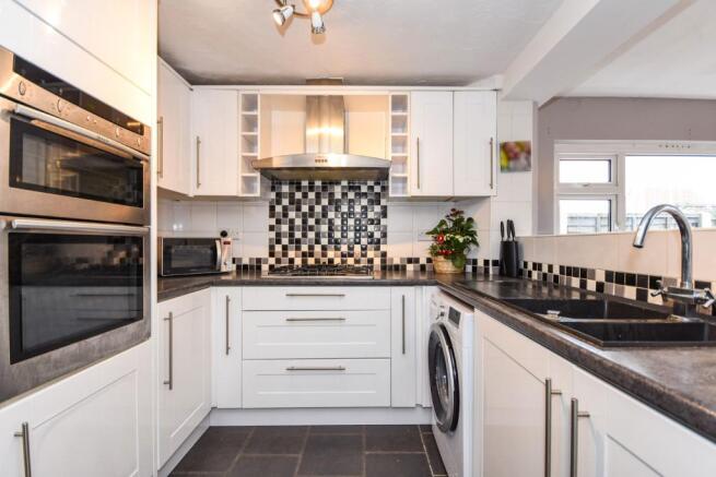 Fitted Kitchen
