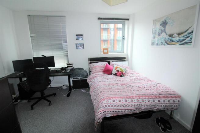 57 faroe bedroom 2.jpg