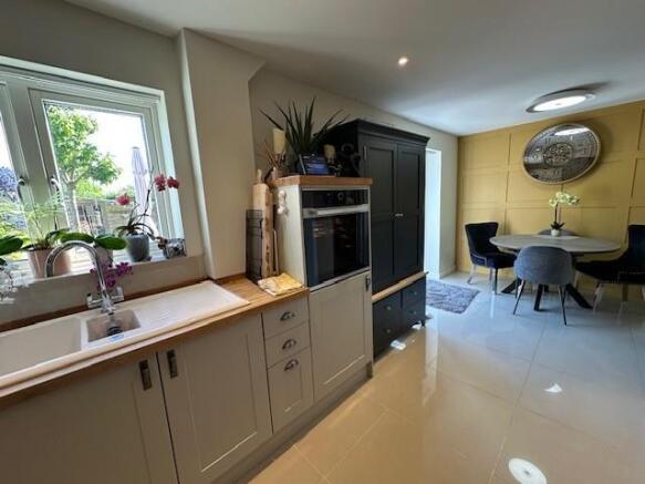 Kitchen Diner 1.jpg