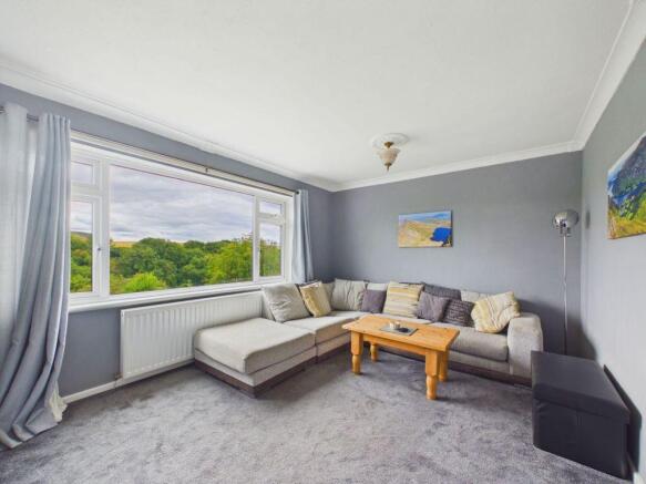 3 bed Semi-Detached for sale Image 4