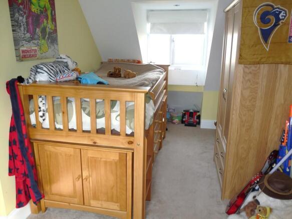 Photo 11