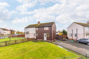 7, Chapelton Avenue, West Calder EH55 8SN