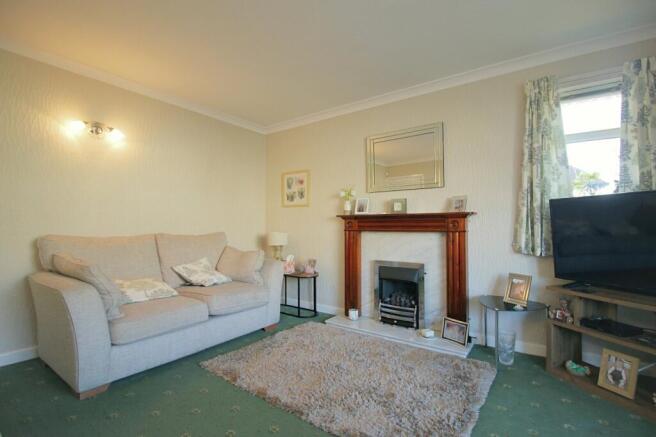 2 bed Bungalow for sale Image 4