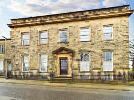12, Highmount House, High Street, Lancaster LA1 1LA
