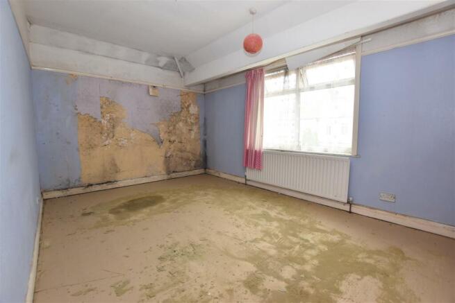 Bedroom One.jpg