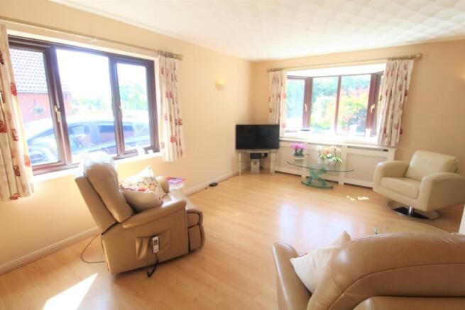 meadow view loung...