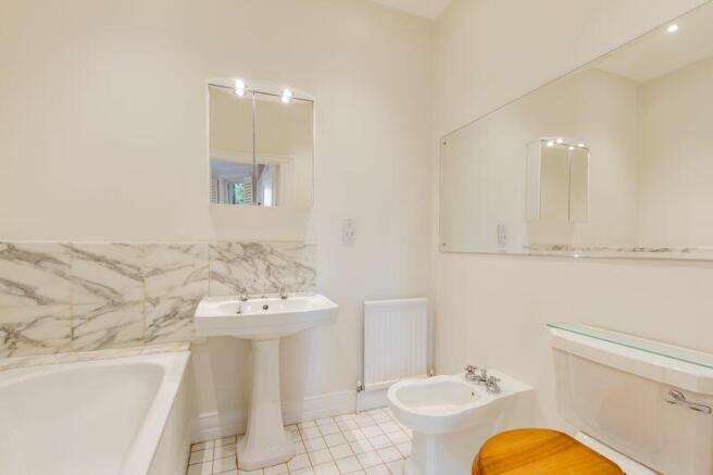Ensuite off master bedroom