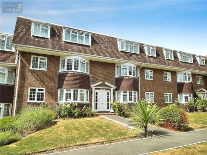 Buckingham Close, Emerson Park, Hornchurch, Essex, RM11
