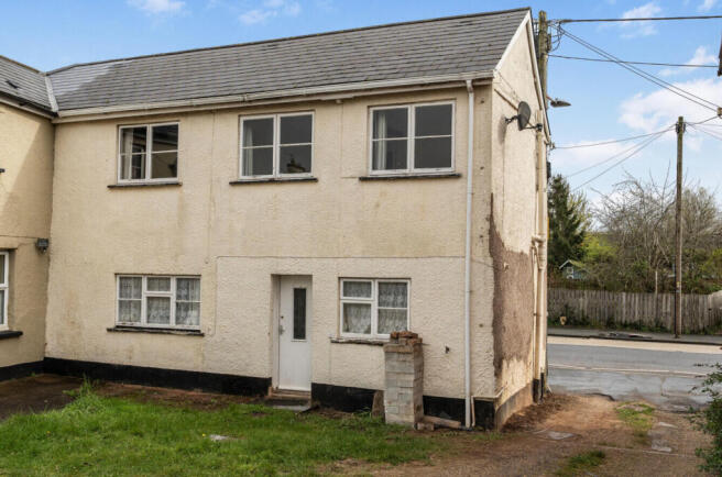 82 Exeter Road Front
