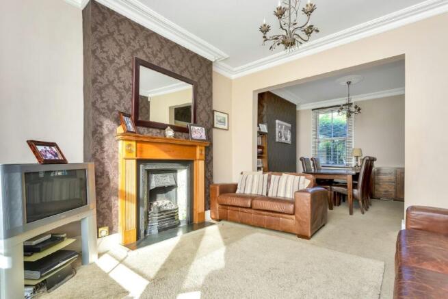 3rd Photo of Lounge