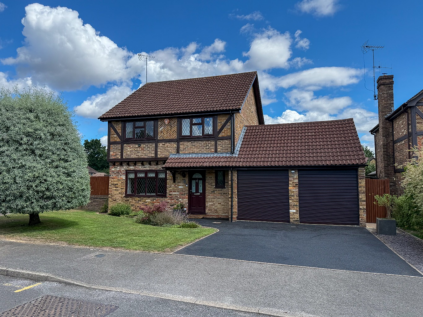 4, Epping Way, Bracknell, Berkshire, RG12 9GZ