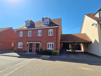 Hovingham Drive, Great Denham, Bedford