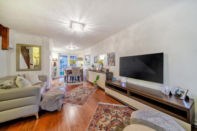 1404553-12-6994b0...