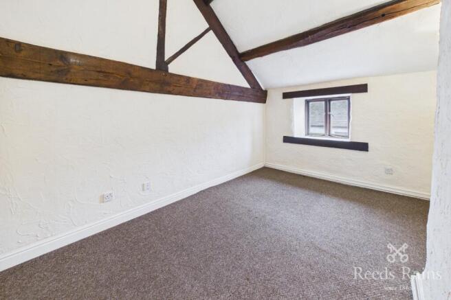 2 bed Terraced to rent Image 6