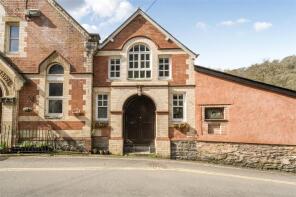28c The Old Chapel, Lady Street, Dulverton TA22 9DA