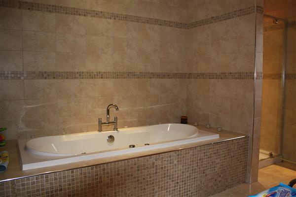 Master En-Suite