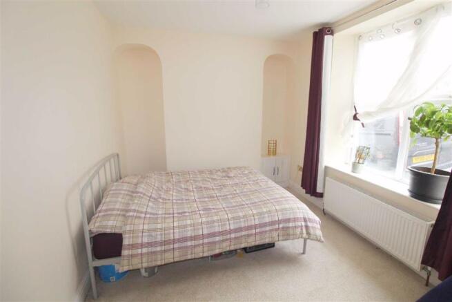 Lounge/Bedroom 4