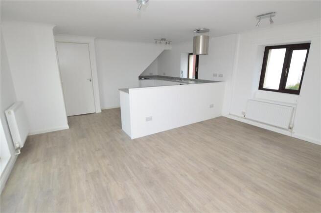 Kitchen/Living Area